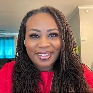 Meet your Posher, Shawna